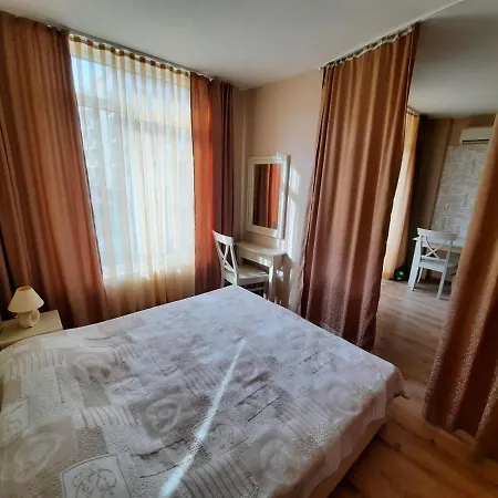 Private Apartments In Aparthotel Dawn Park Apartment Slantschew brjag