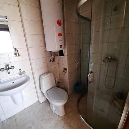 Private Apartments In Aparthotel Dawn Park Apartment *
