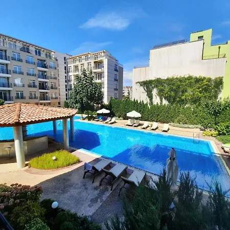 Private Apartments In Aparthotel Dawn Park Lägenhet Slăntjev Brjag