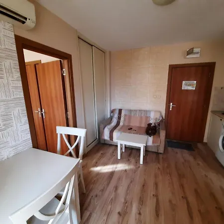 Private Apartments In Aparthotel Dawn Park *
